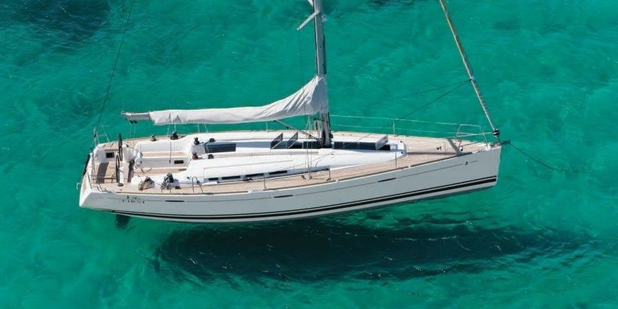 Beneteau First 45
