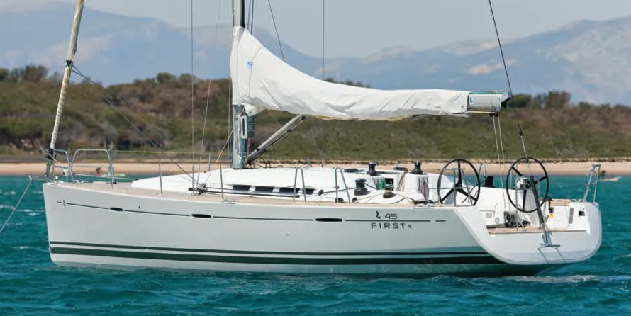 Beneteau First 45