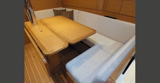 Jeanneau Sun Odyssey 379