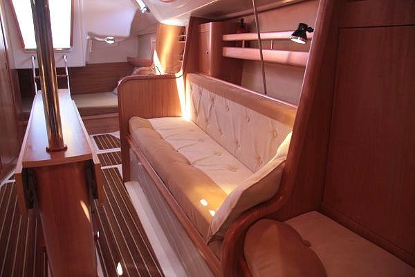 Northman Maxus 28