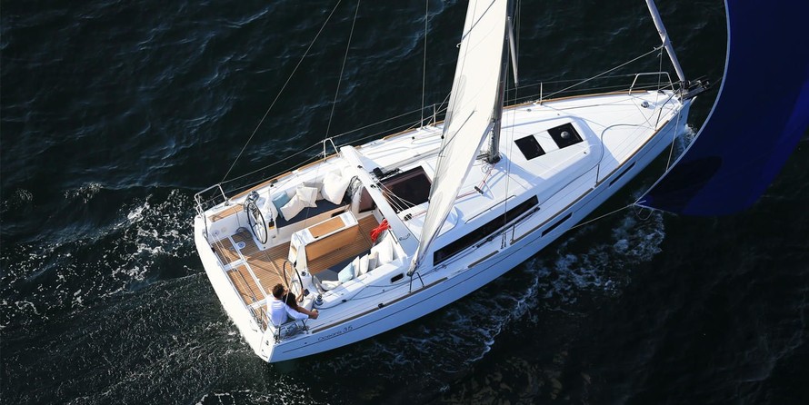 Beneteau Oceanis 35