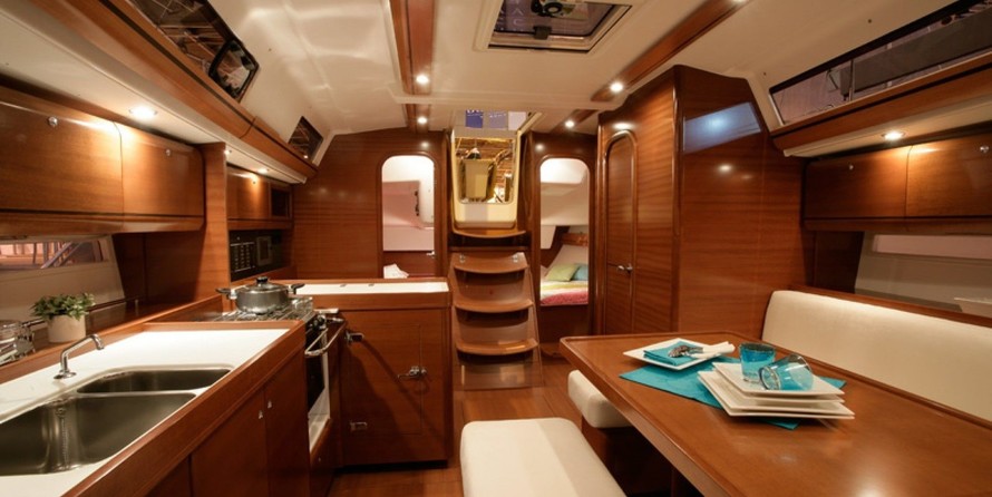 Dufour 405