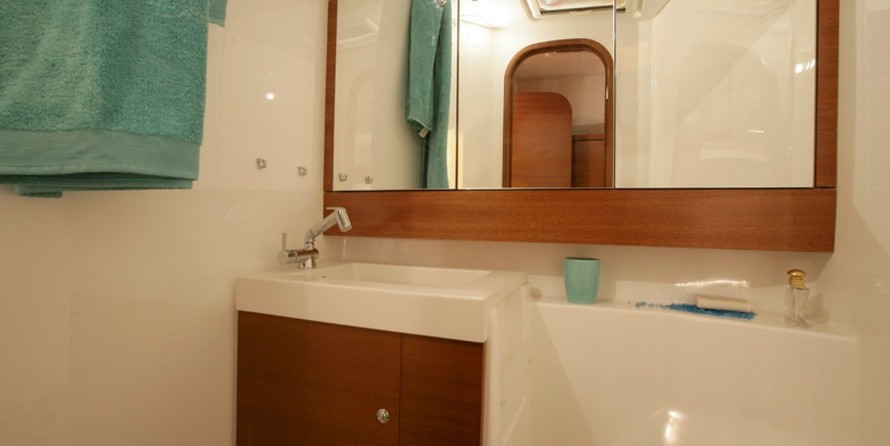 Dufour 405