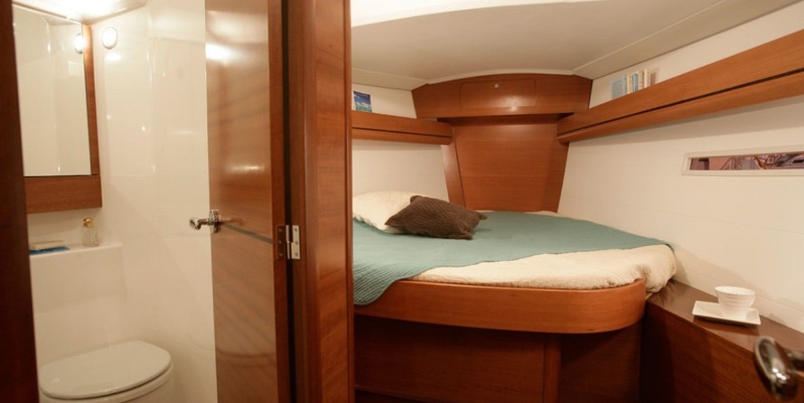 Dufour 405