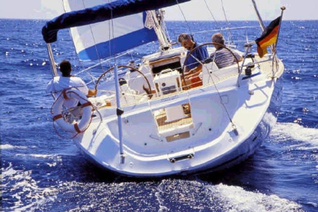 Bavaria 44