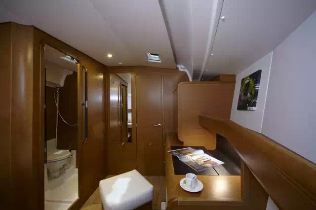 Jeanneau Sun Odyssey 439