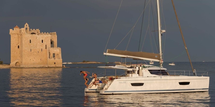 Fountaine Pajot Helia 44