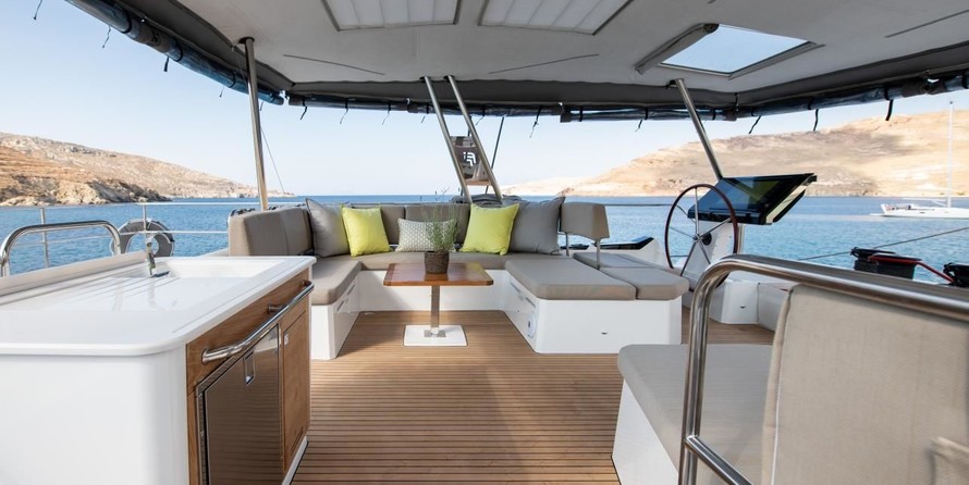 Fountaine Pajot Alegria 67