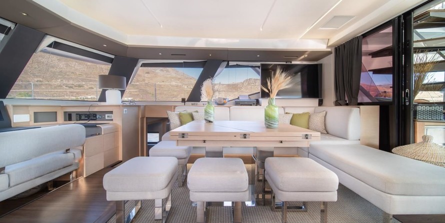 Fountaine Pajot Alegria 67