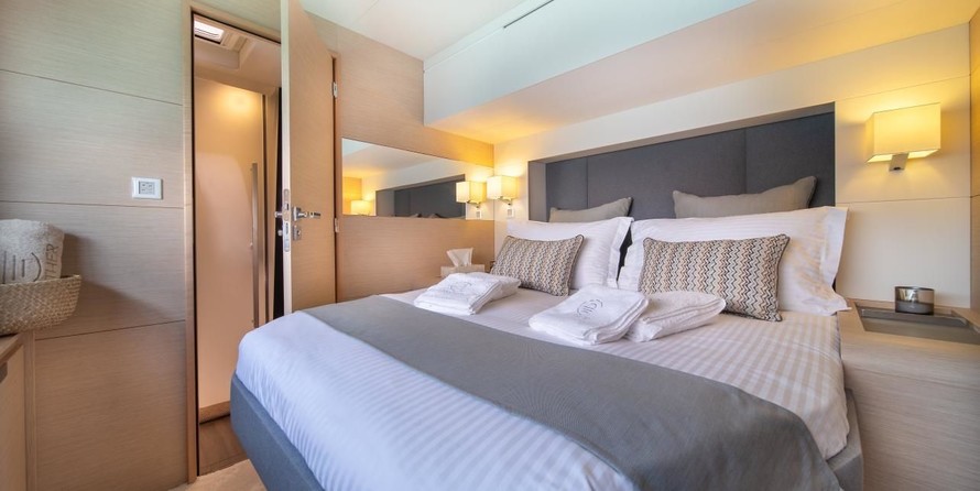 Fountaine Pajot Alegria 67