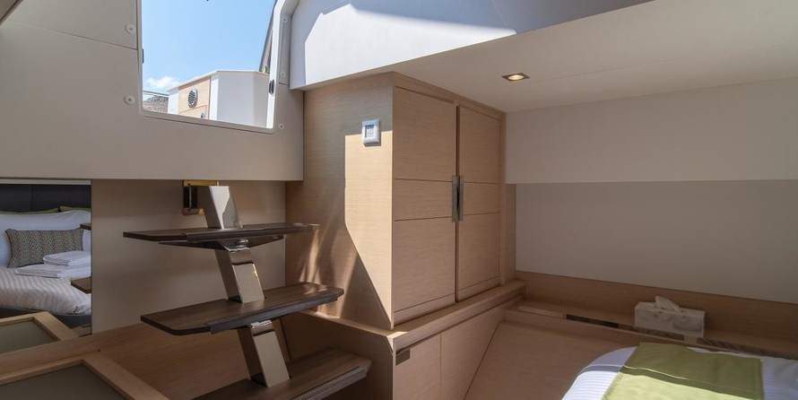 Fountaine Pajot Alegria 67
