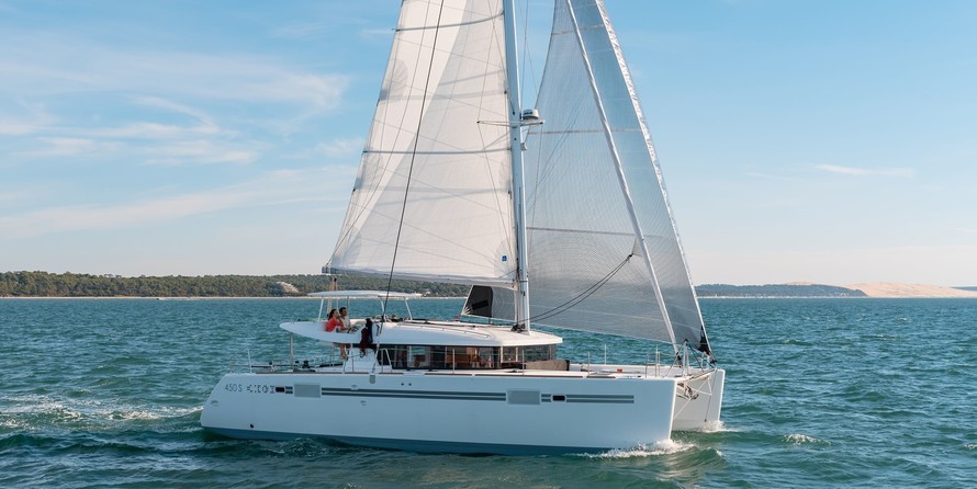 Lagoon 450 S