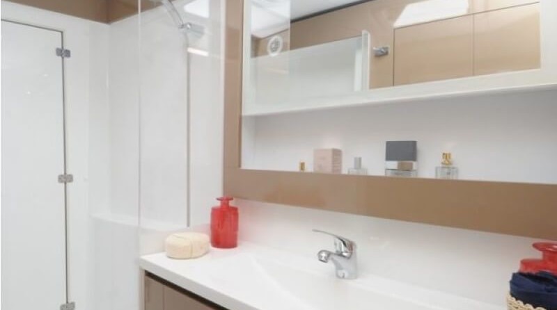 Fountaine Pajot Helia 44