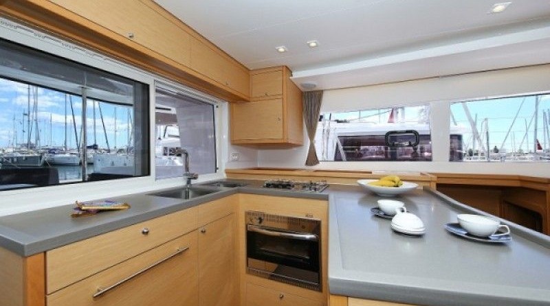 Lagoon 450 F