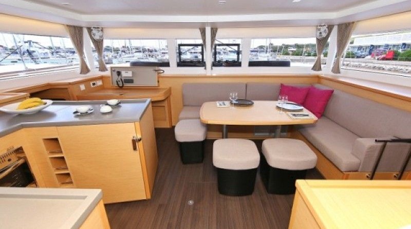 Lagoon 450 F