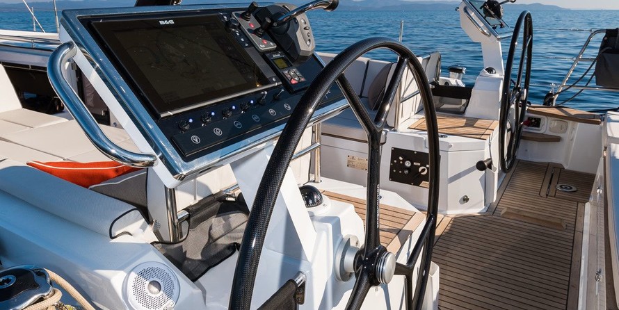 Beneteau Oceanis Yacht 62