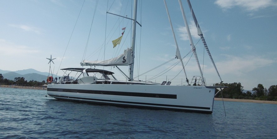 Beneteau Oceanis Yacht 62