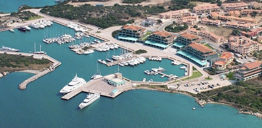 Beneteau Oceanis Yacht 62