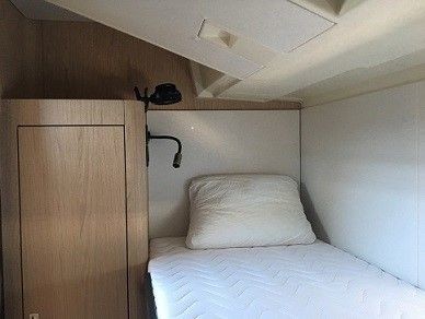 Beneteau Oceanis Yacht 62