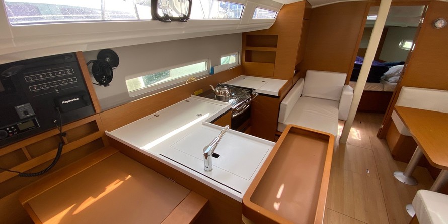 Jeanneau Sun Odyssey 410