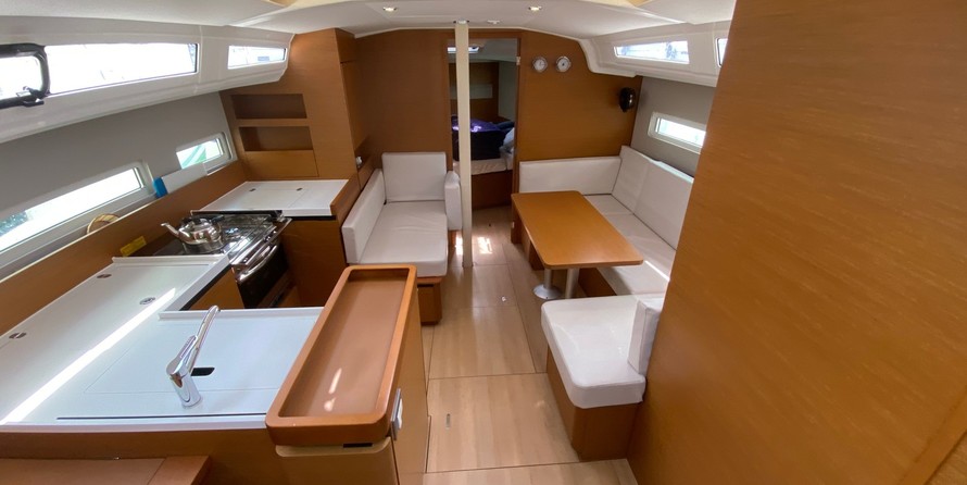 Jeanneau Sun Odyssey 410