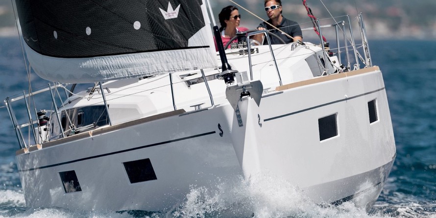 Beneteau Oceanis 38