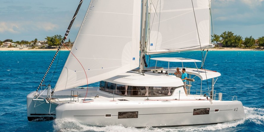 Lagoon 42