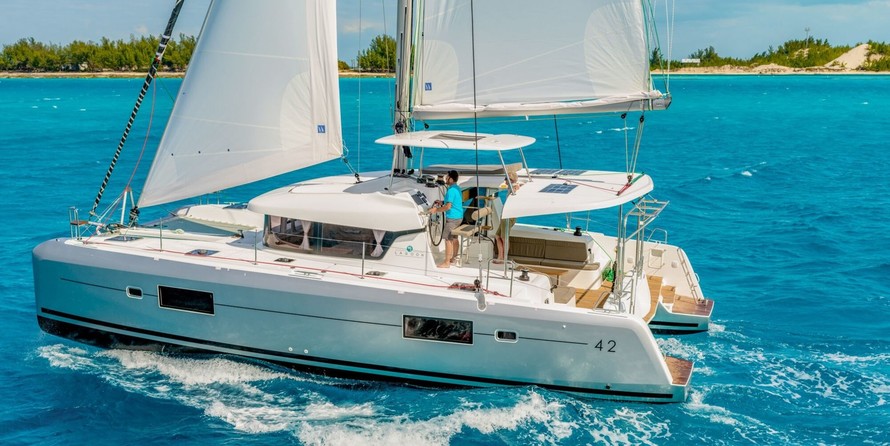 Lagoon 42