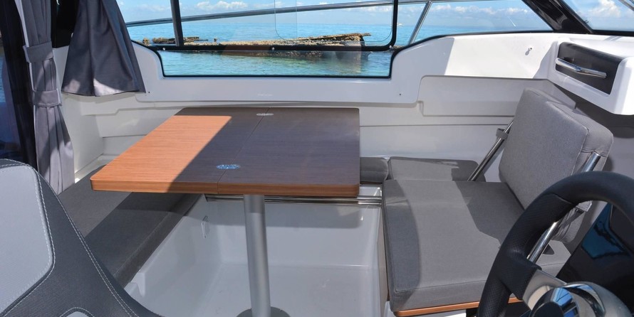 Jeanneau Merry Fisher 695