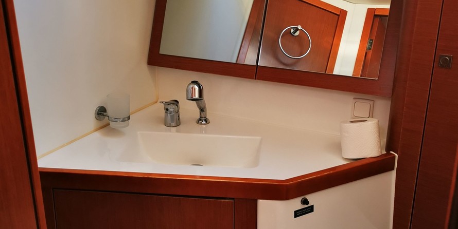 Beneteau Oceanis 45