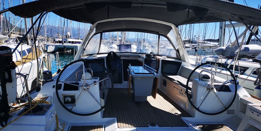 Beneteau Oceanis 45
