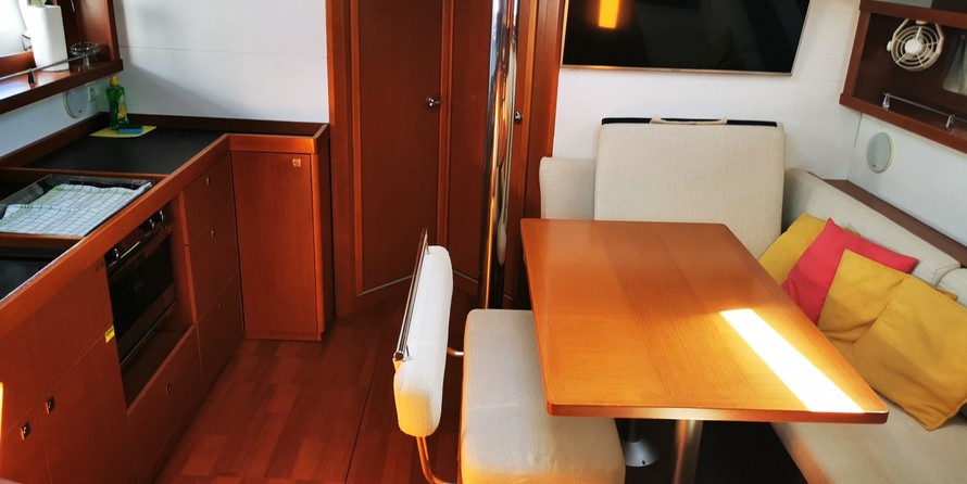 Beneteau Oceanis 45