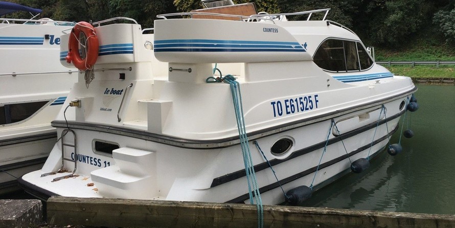 Le Boat Countess