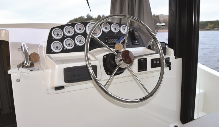 Four winns horizon 170 le