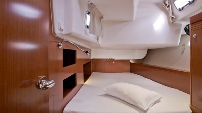 Beneteau Oceanis 40