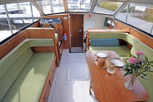 Le Boat Lake Star