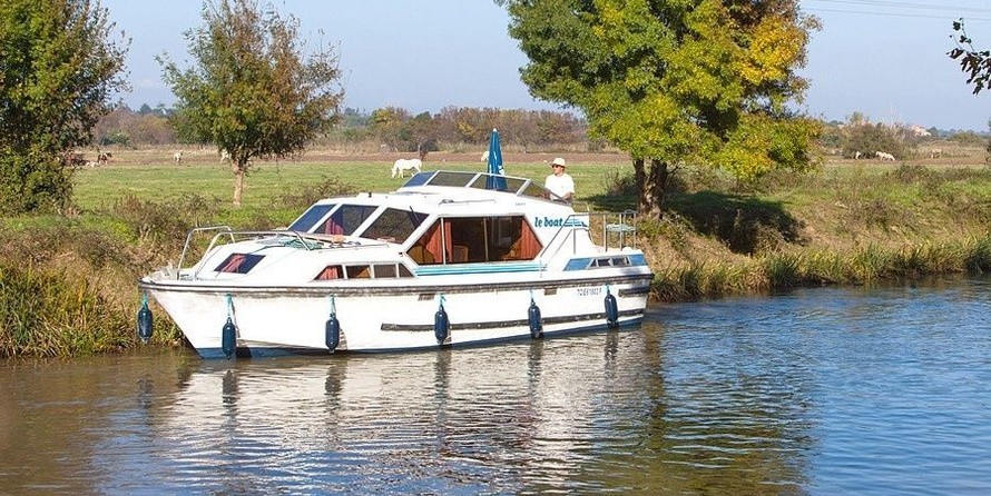 Le Boat Lake Star