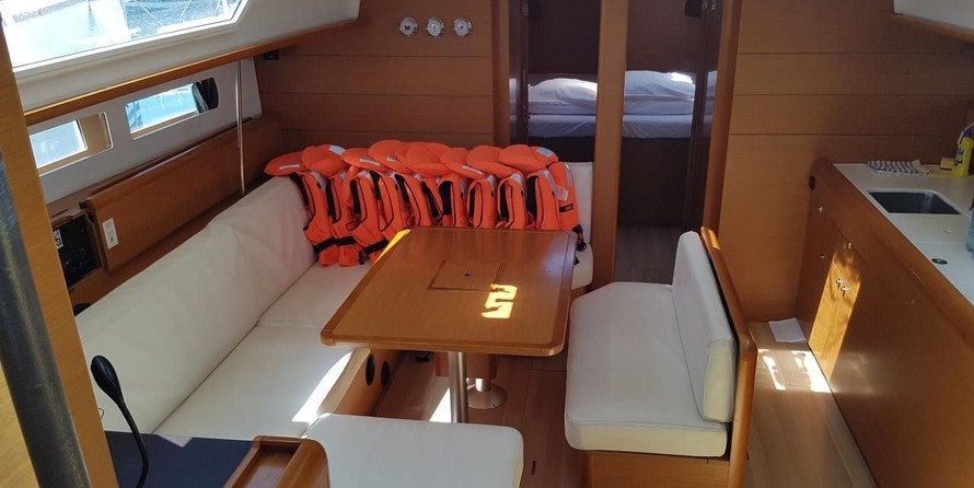 Jeanneau Sun Odyssey 469