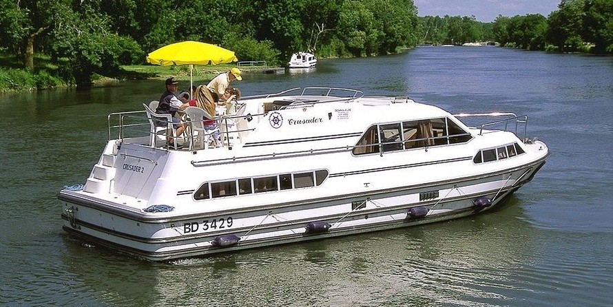 Le Boat Crusader