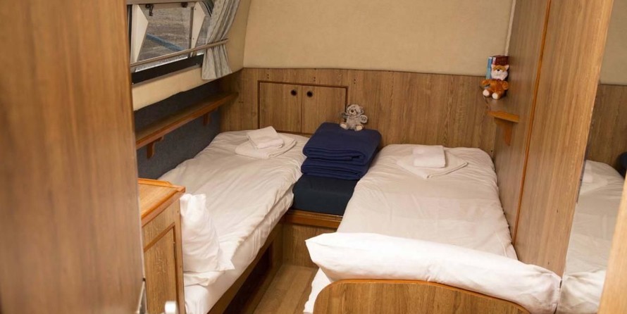 Le Boat Crusader
