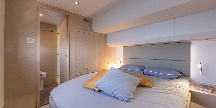 Fountaine Pajot MY 44