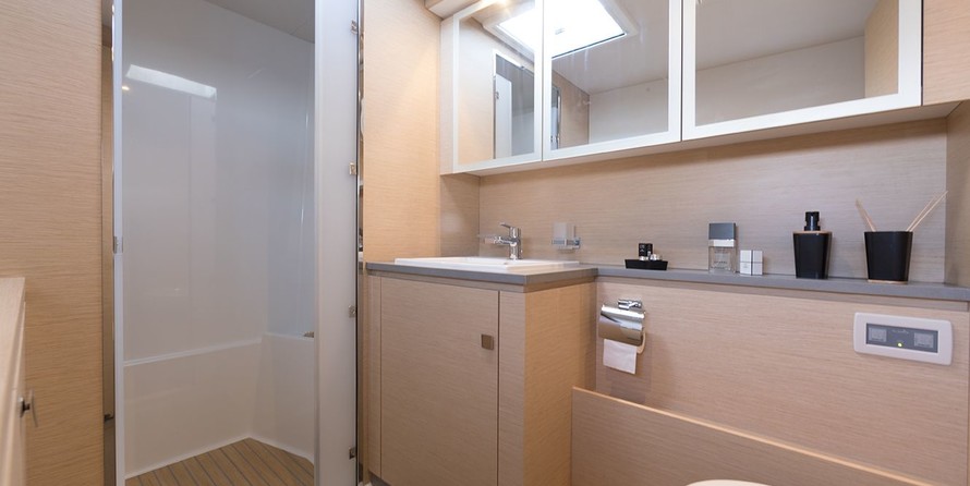 Fountaine Pajot MY 44