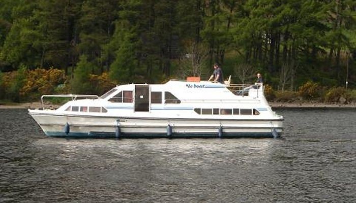 Le Boat Crusader