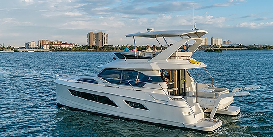 Aquila 44