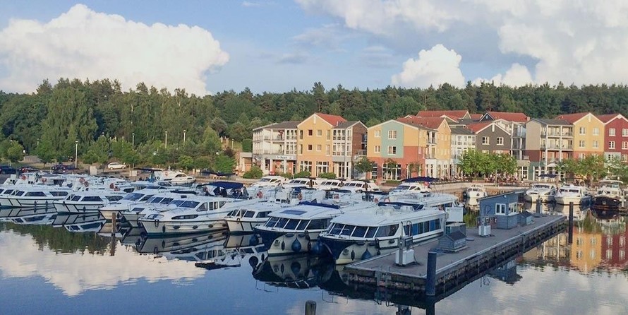 B & b boat builders core sound 17