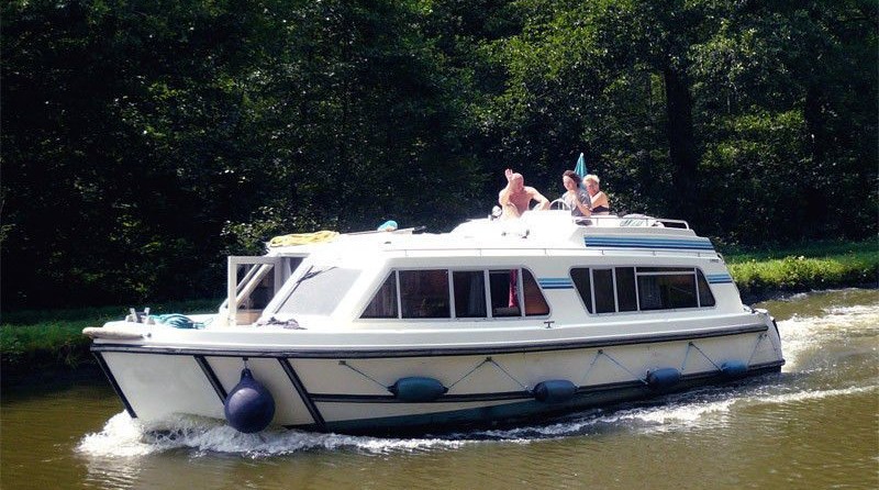 B & b boat builders core sound 17