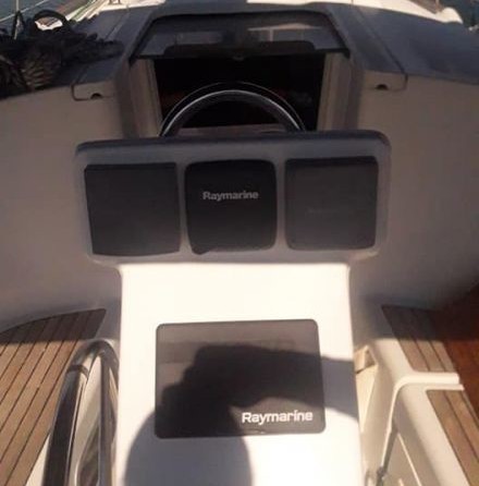 Beneteau Oceanis Clipper 323
