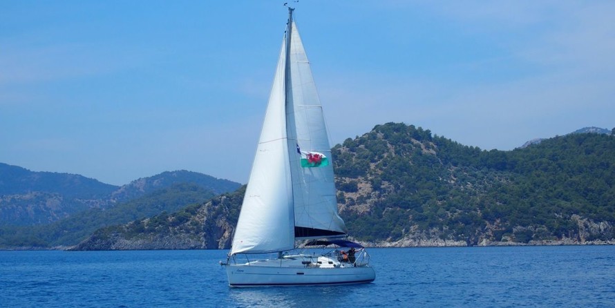 Beneteau Oceanis Clipper 323
