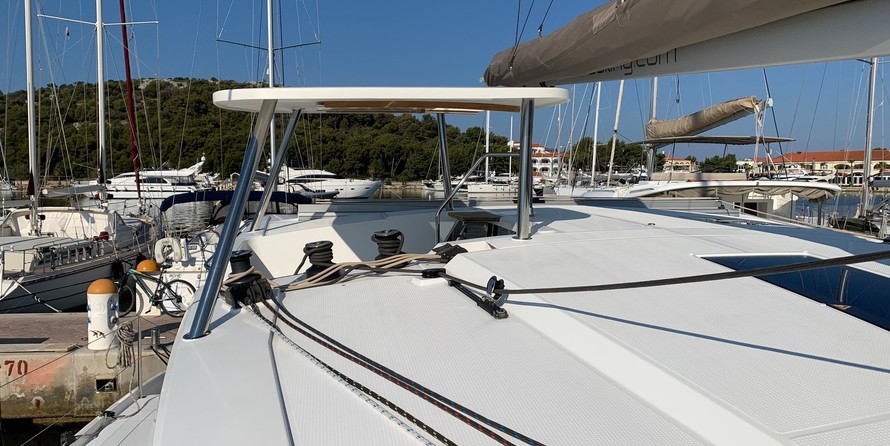 Fountaine Pajot Lucia 40
