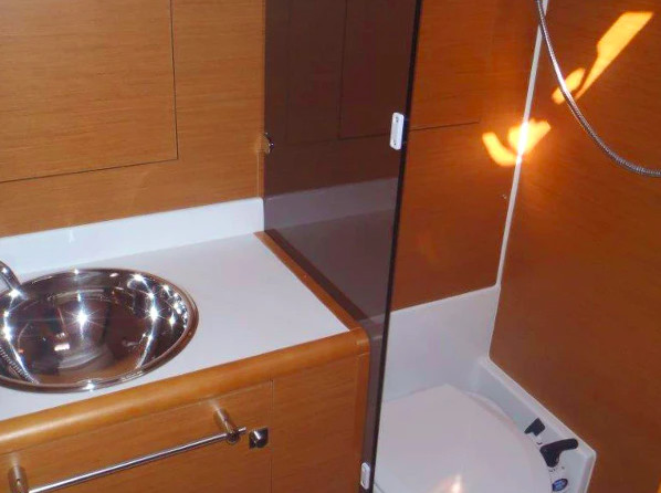 Jeanneau Sun Odyssey 439